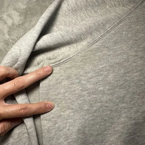 American Eagle Hoodie Women Size M Gray Pullover Preppy Academia AEO Est 77 Y2K - Picture 10 of 14